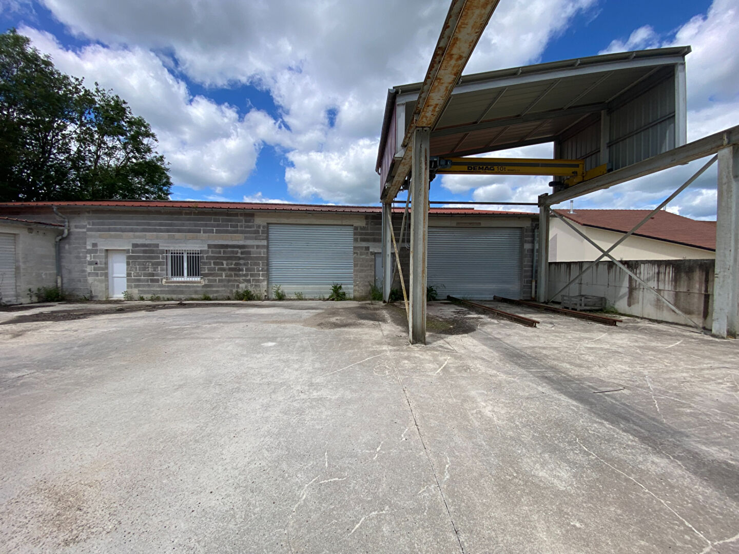 Photo Lavallée : Immeuble de qualité à usage commercial, industriel ou éventuellement d'habitation. image 3/6