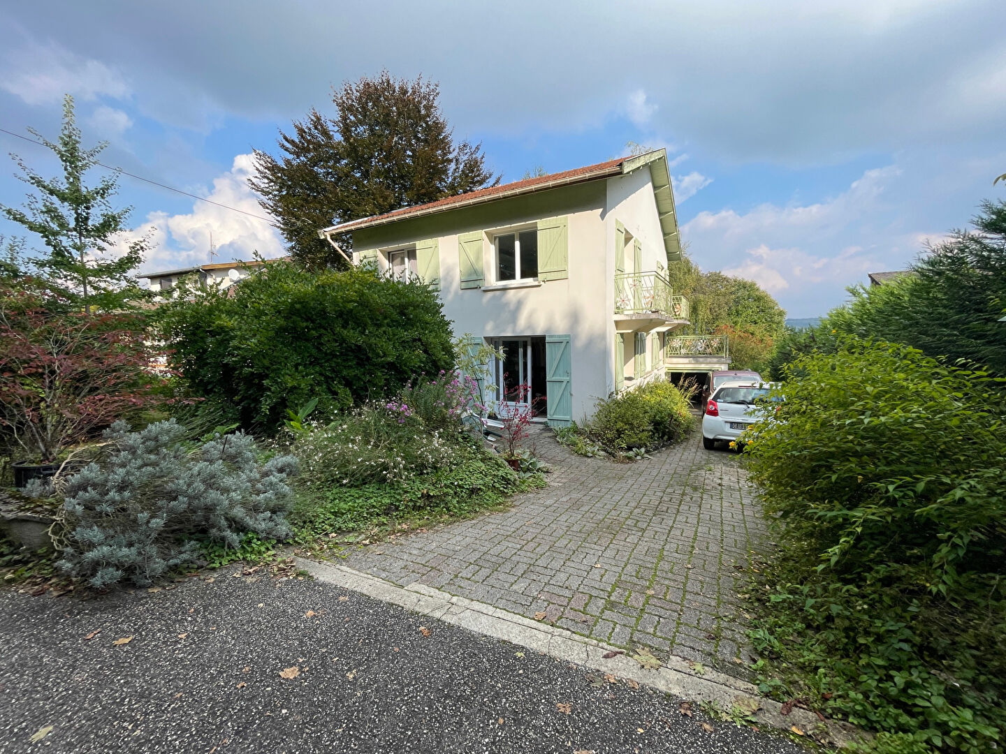 Bar le Duc, secteur résidentiel calme : Pavillon à réfraîchir