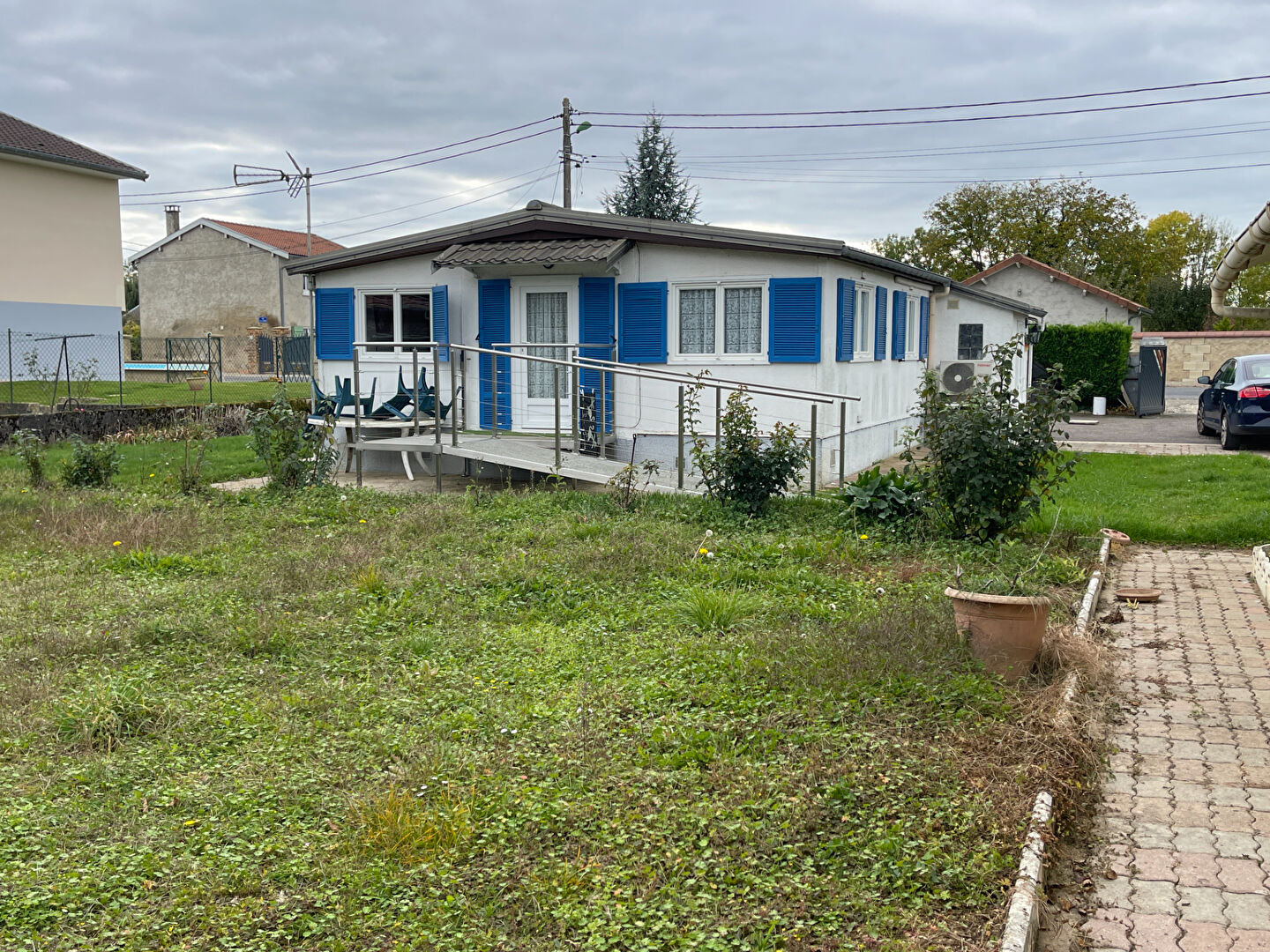 Neuville sur Ornain : Habitation Mobil'Home sur un terrain de 720 m2