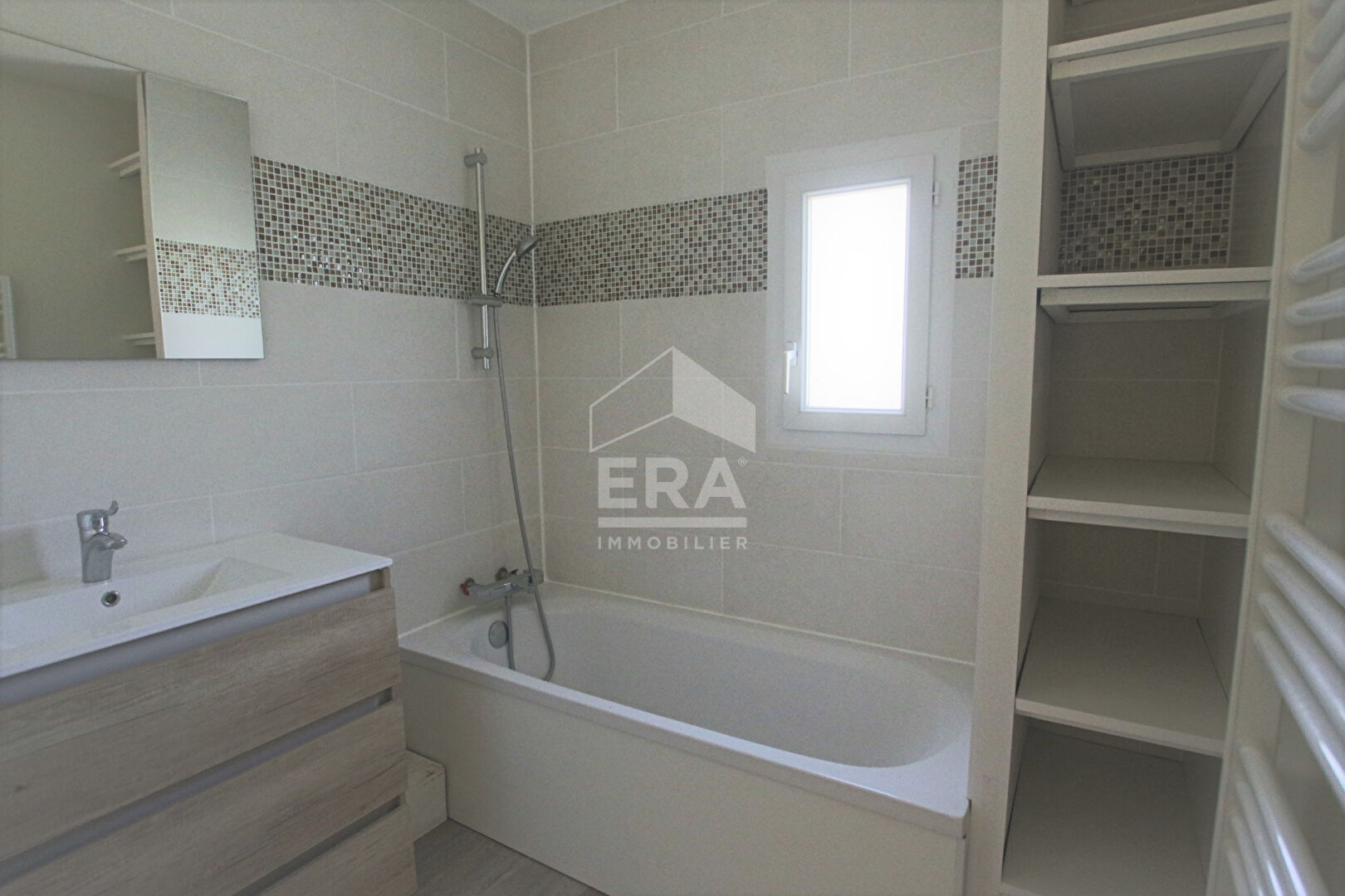 Photo Maison Saint Andre De Cubzac 6 pièce(s) 150 m2 image 4/5