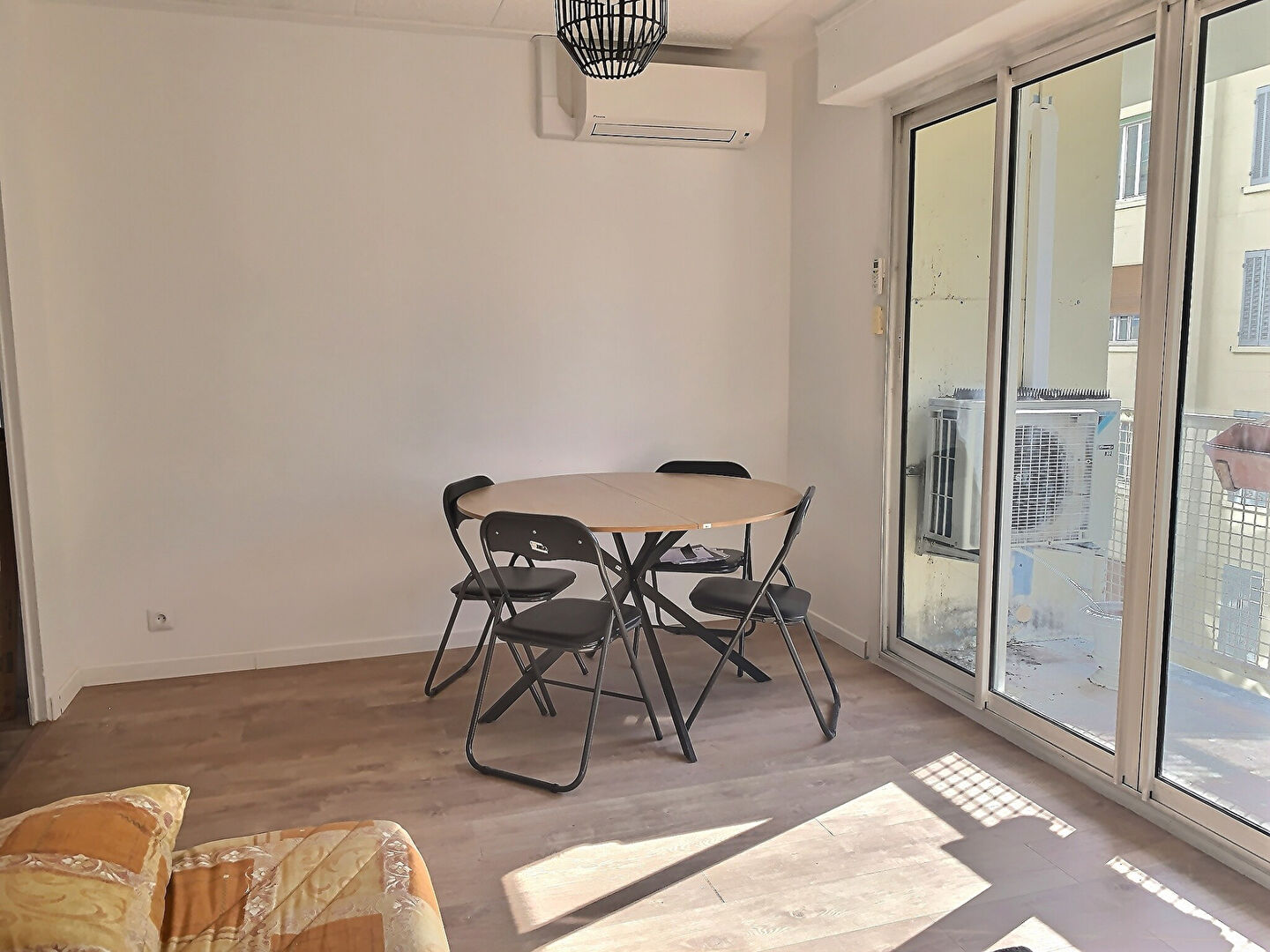 Agence immobilière de Era Marseille agence B.I.