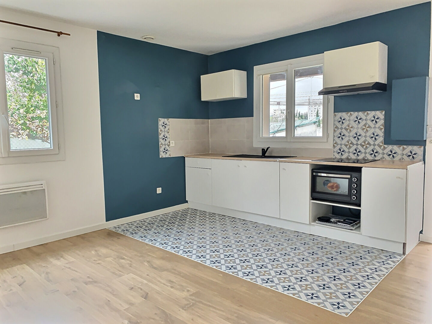 A louer appartement de type 2 avec jardin à Marseille 13013 Frais Vallon / La rose