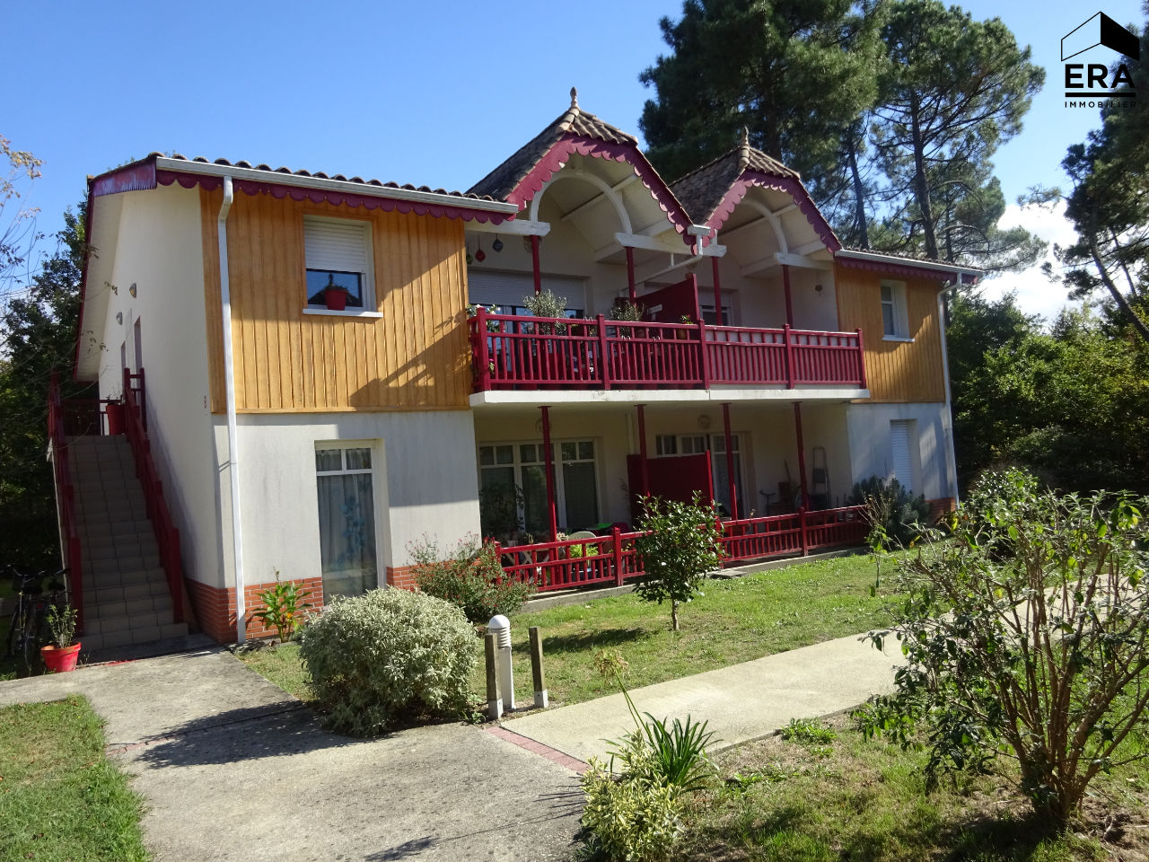 BIEN ESTIME, BIEN VENDU : Appartement  T2 Gujan Mestras avec parking.