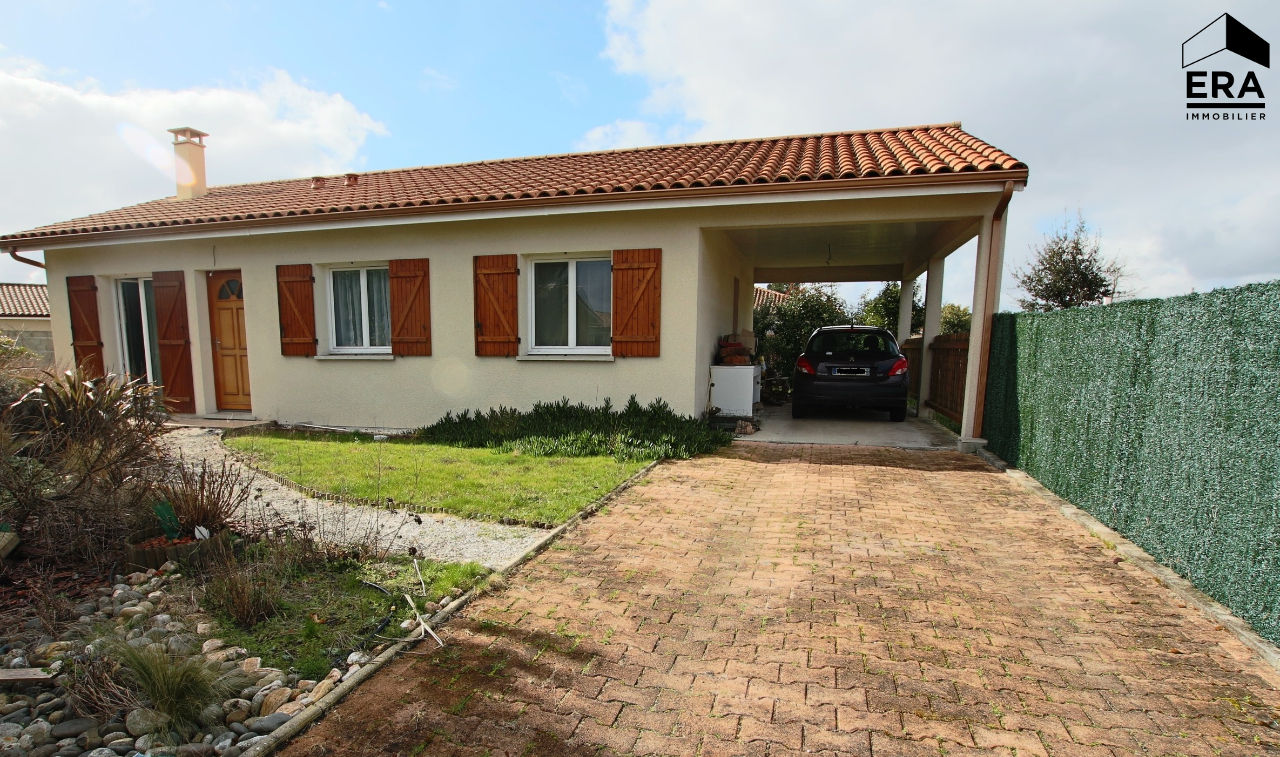 A vendre maison 2 chambres à deux pas des commerces à Parentis en born ParentisenBorn 40160