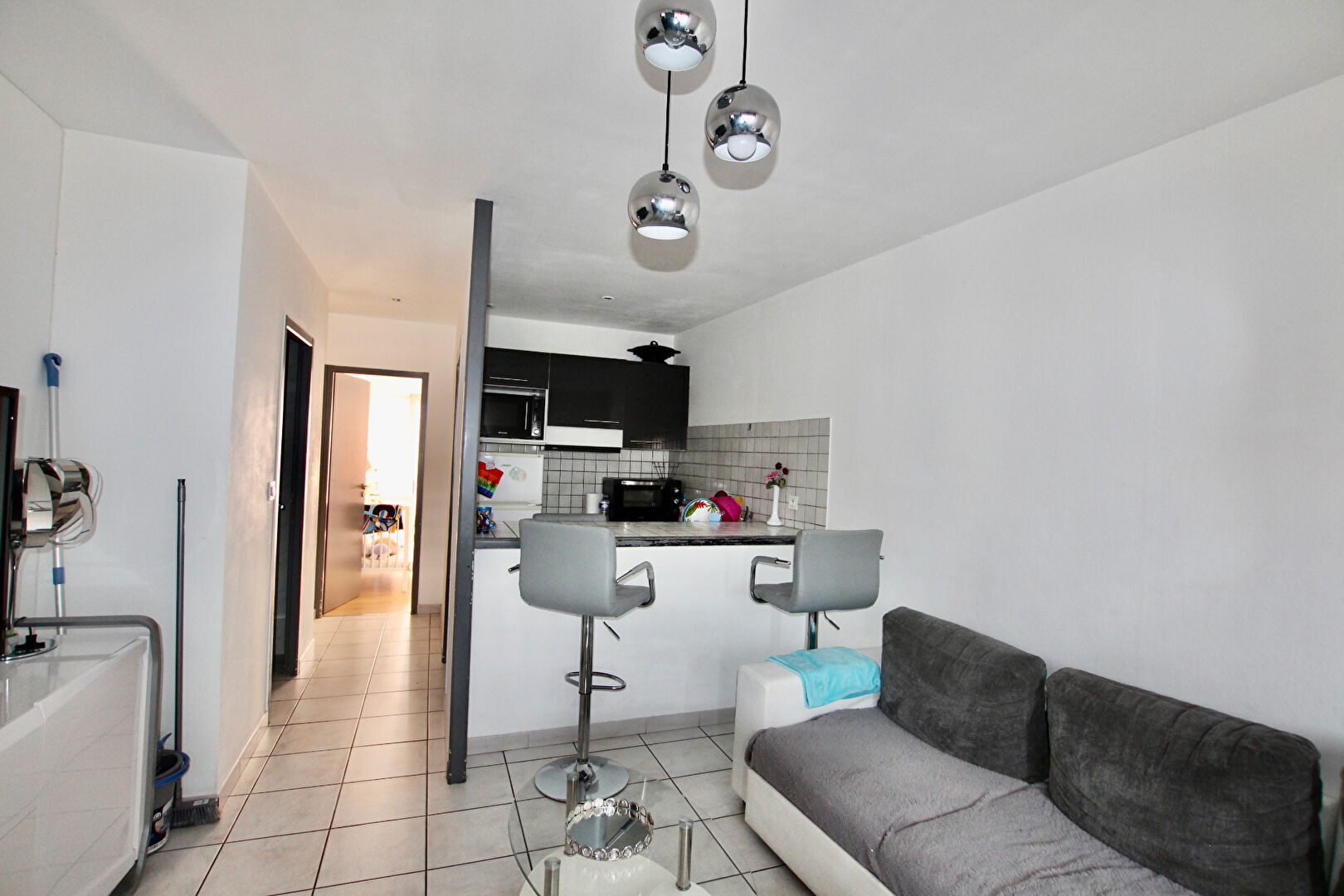 Photo A VENDRE - BORDEAUX BARRIERE DE TOULOUSE - Appartement 2 pièces 30,50m² image 2/4