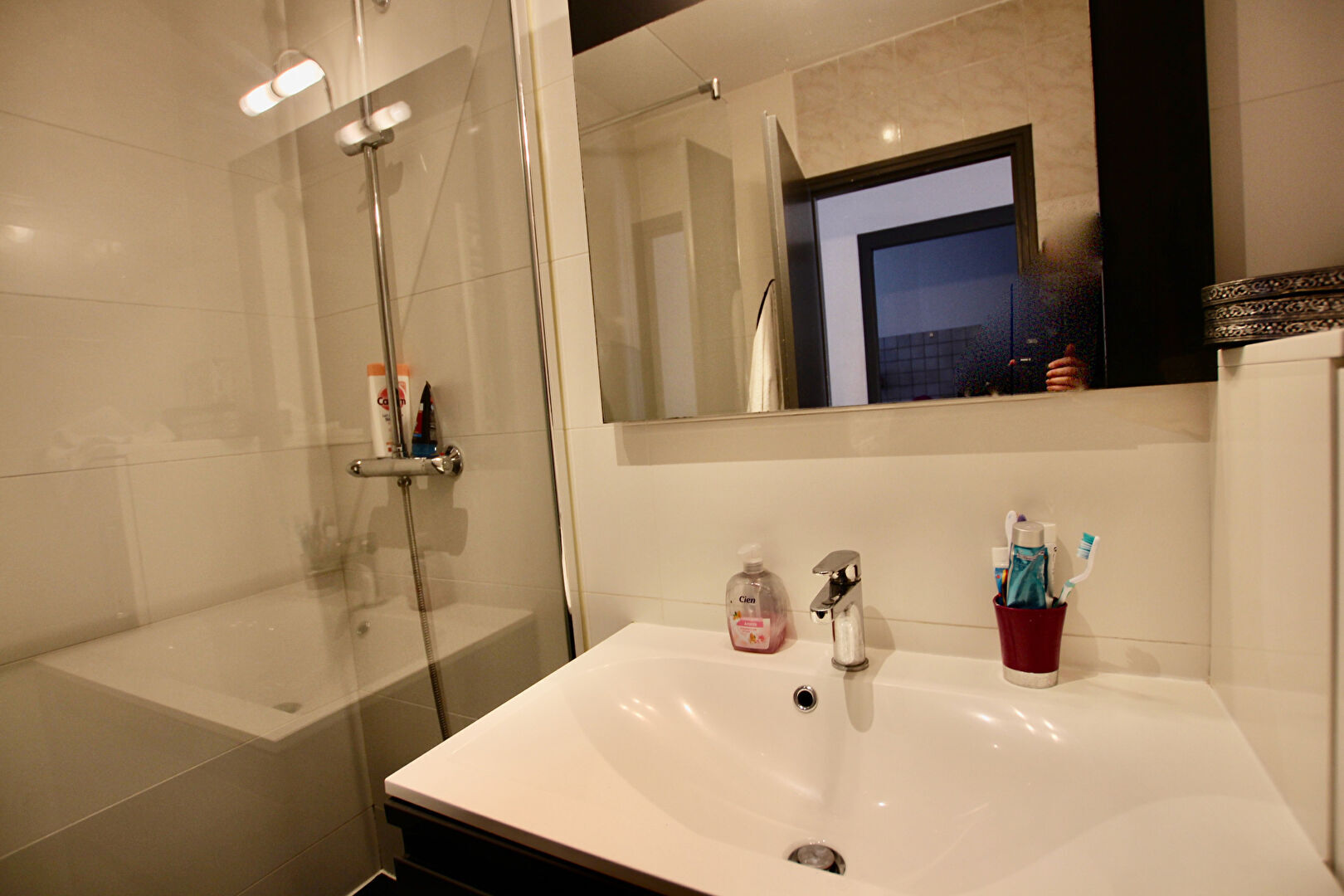 Photo A VENDRE - BORDEAUX BARRIERE DE TOULOUSE - Appartement 2 pièces 30,50m² image 4/4