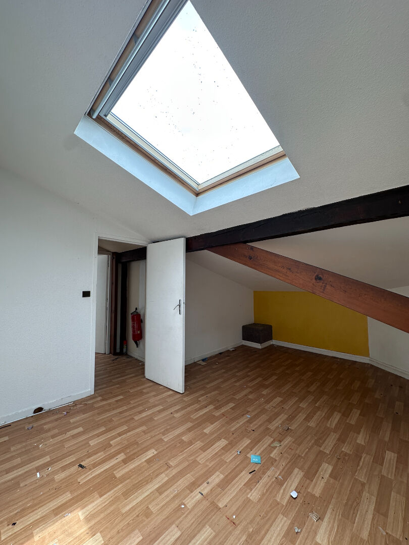 Photo A VENDRE - PROXIMITE GARE ST JEAN - Appartement T3 duplex de 54.32 m² image 4/5