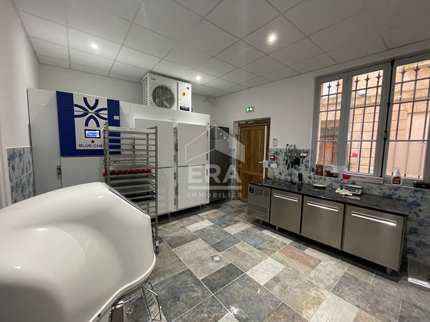 A VENDRE -Local commercial Bordeaux 19 pièce(s) 79,10 m2