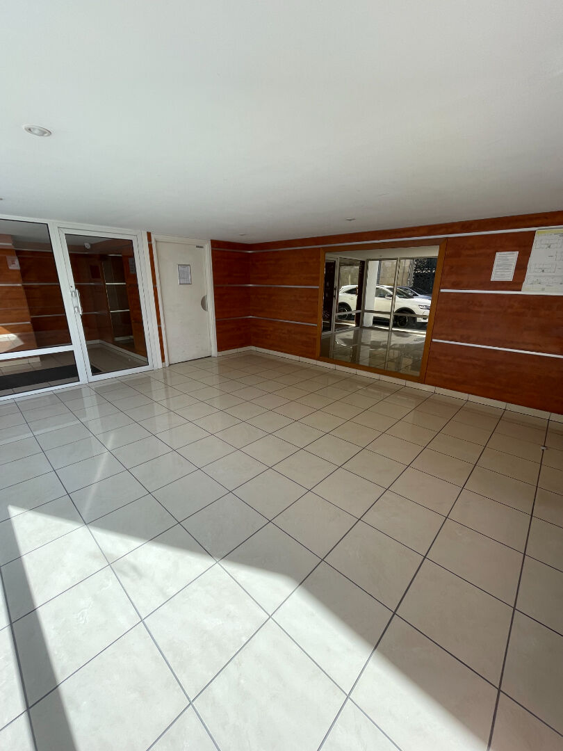 Photo A VENDRE - BORDEAUX TAUZIA -  Appartement Bordeaux 2 pièce(s) de 51 m² environ image 6/6