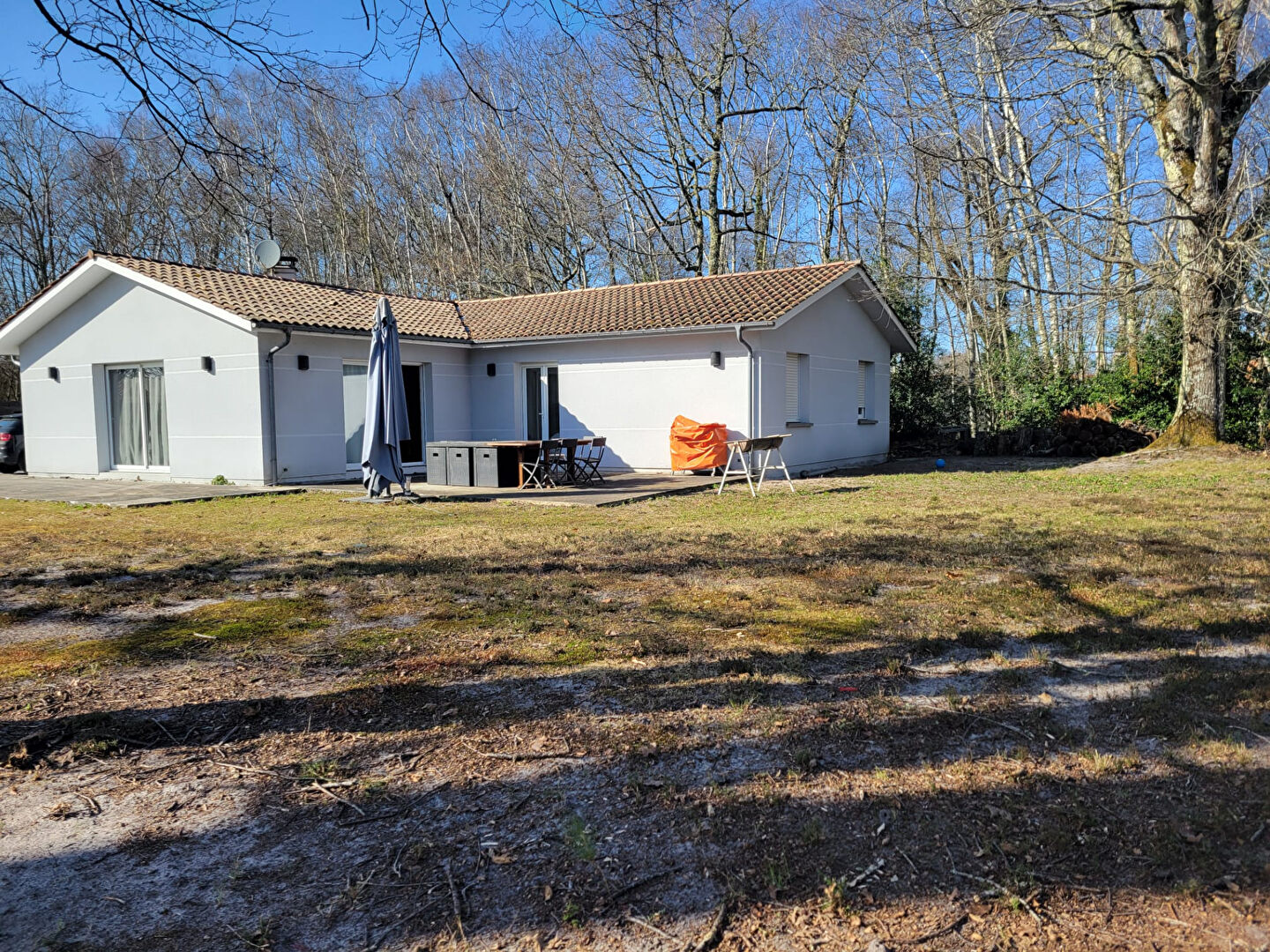 A VENDRE - LACANAU de MIOS - maison en parfaite état d'environ