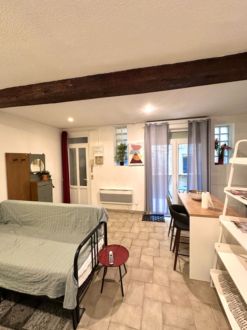 Photo À VENDRE - BORDEAUX SAINT-MICHEL - studio avec terrasse image 3/6