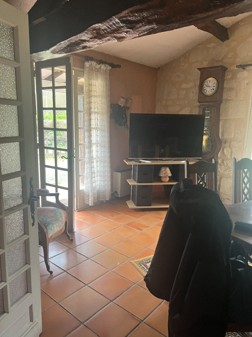 Photo A VENDRE - A 6 KM DE SAINT ANDRE DE CUBZAC-  Maison Val De Virvee 4 pièce(s) 96 m2 image 3/6