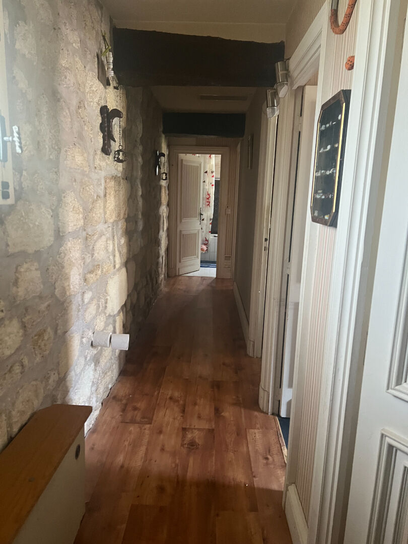 Photo A VENDRE - A 6 KM DE SAINT ANDRE DE CUBZAC-  Maison Val De Virvee 4 pièce(s) 96 m2 image 5/6