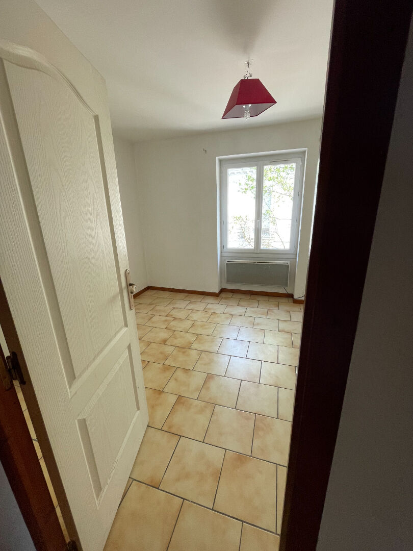 Photo A VENDRE - BORDEAUX VICTOIRE - T2 image 2/5