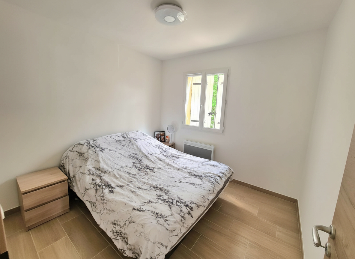 Photo A VENDRE EGULLES Maison récente 4 pièces de 99 m² avec piscine et Terrain de 407 m² à Eguilles (13510) image 4/6