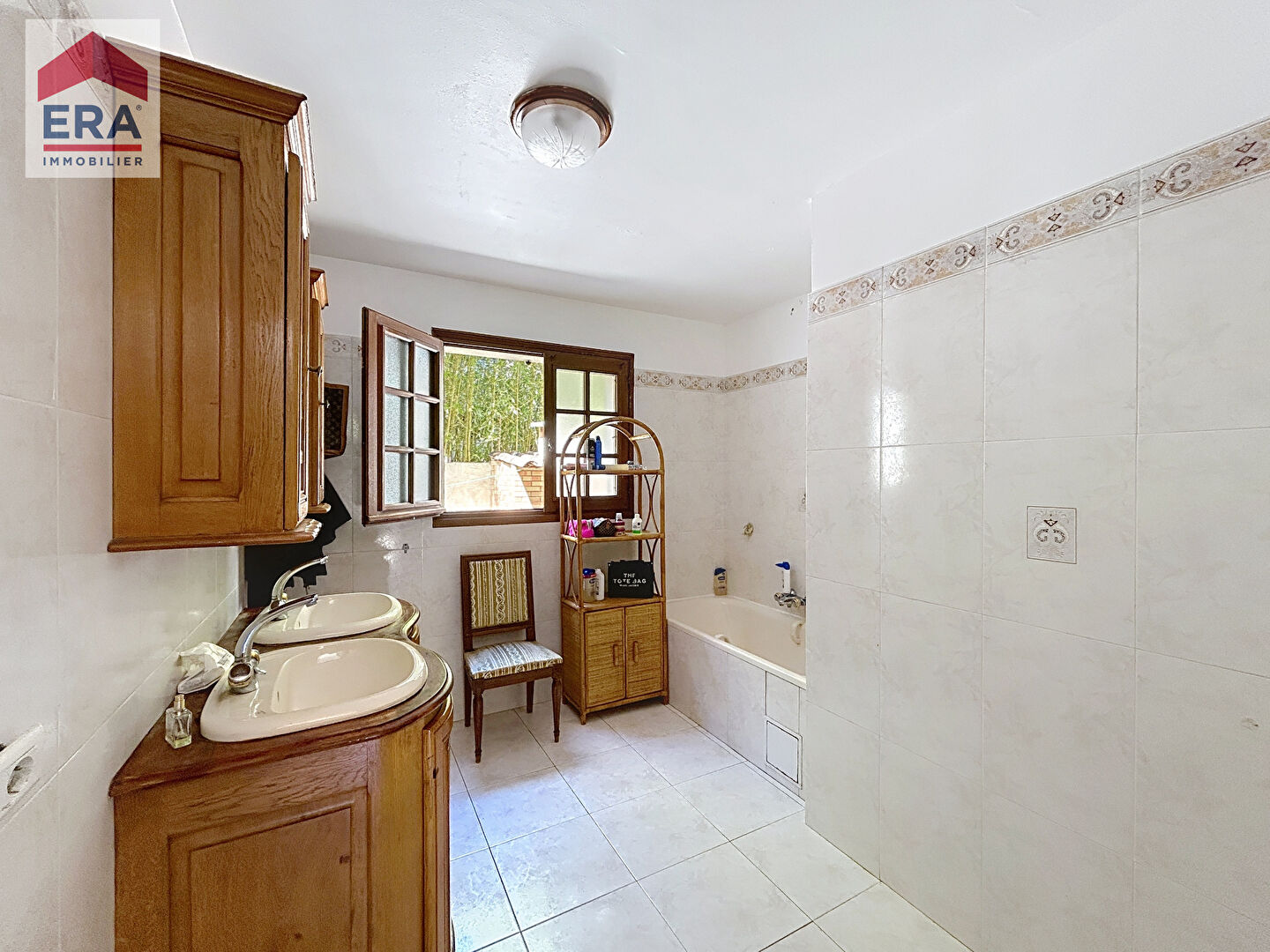 Photo EXCLUSIVITE A VENDRE Maison Aix En Provence 5 pièces 142 m² proche grand théâtre . image 3/6