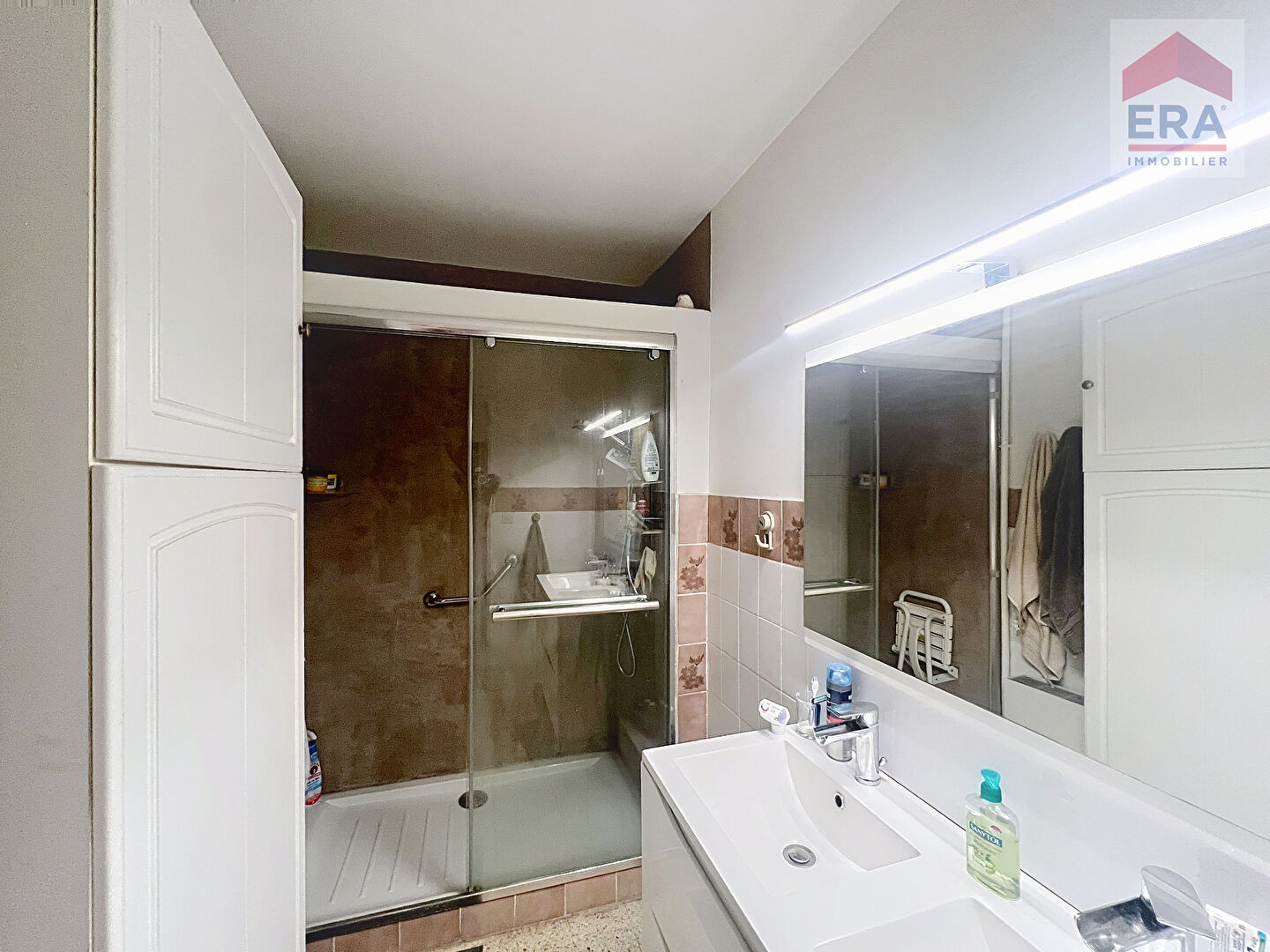 Photo A vendre Appartement Aix En Provence sud  4 pièces 84 m²  avec 2 balcons, ascenseur au calme image 6/6