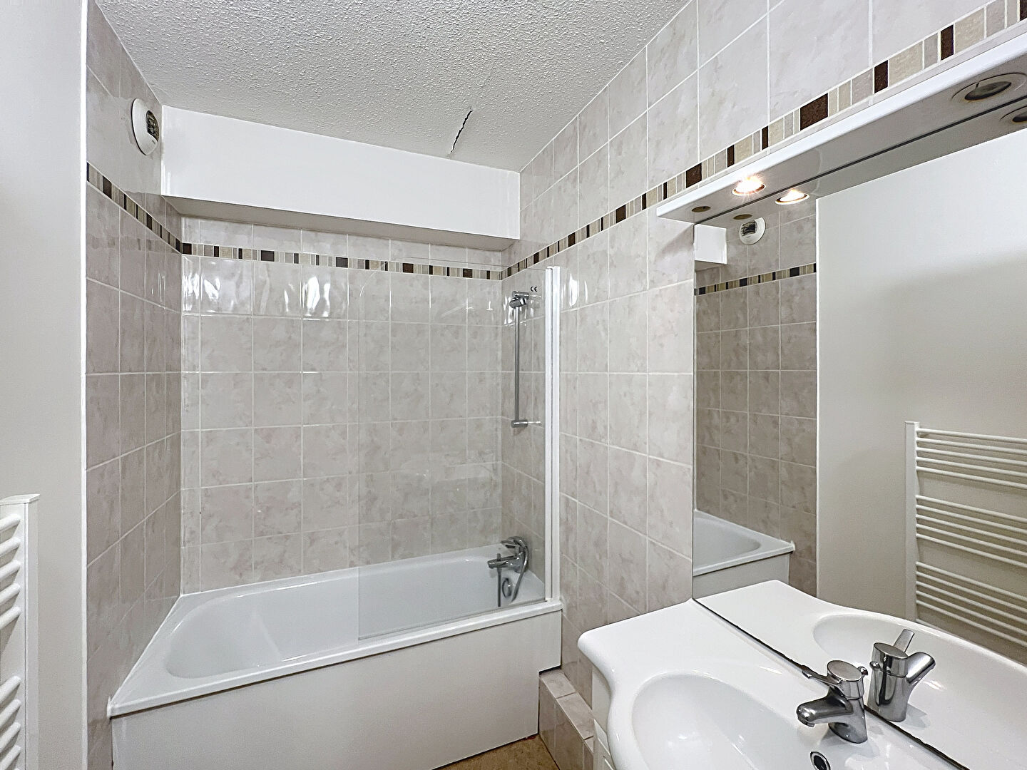 Photo Appartement Aix En Provence 4 pièces terrasse, garage et cave image 4/6