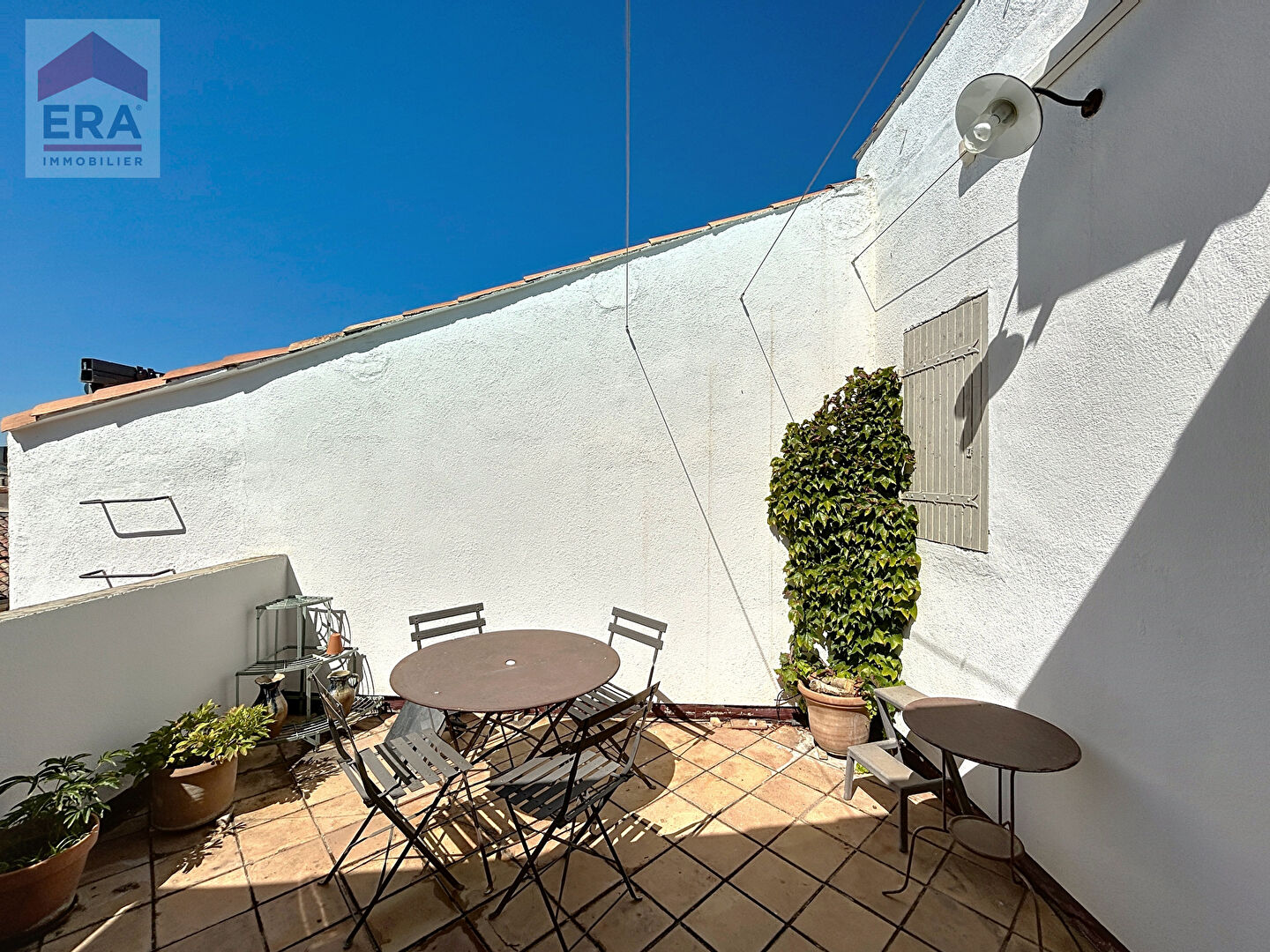 AIX EN PROVENCE  DUPLEX DE 5 pièces 119 Mm²  TERRASSE cave