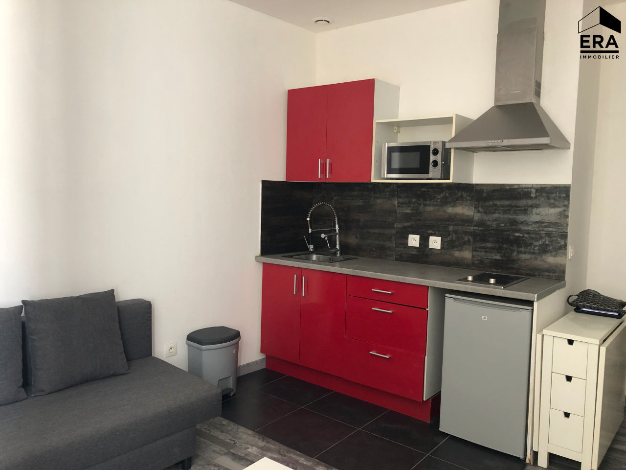 Photo A LOUER - MARSEILLE VIEUX PORT 7EME - 2 PIECES MEUBLE - TRÈS BON ETAT image 3/6