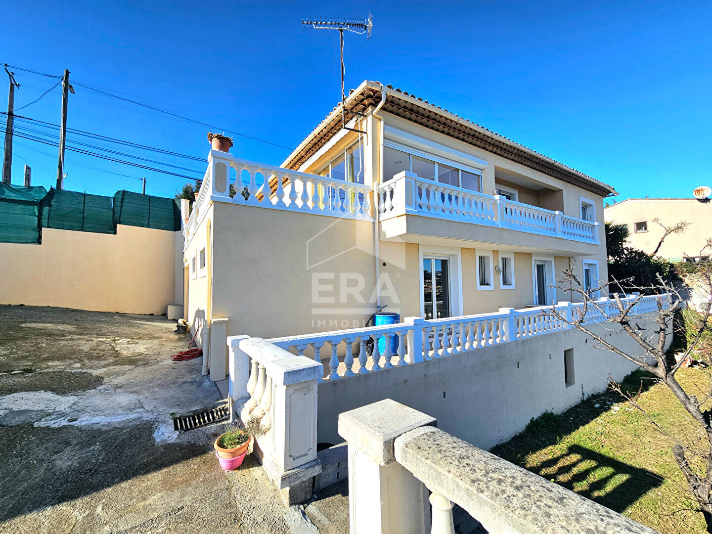 Villa La Gaude 8 pièce(s) 161 m2