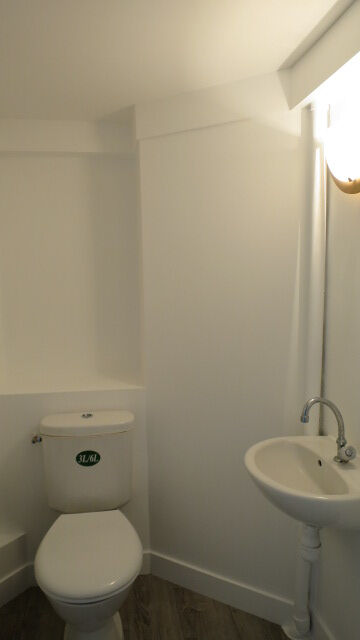 Photo A louer local professionnel 18m2 Le Bouscat image 3/3