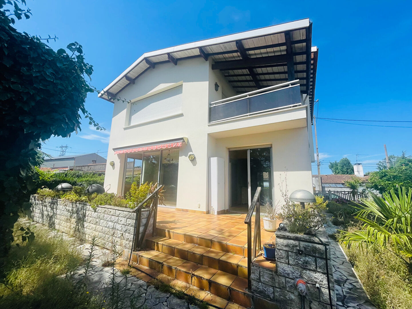 Photo 33700 Mérignac  A vendre appartement T3 à rénover avec terrasse et jardin image 3/4