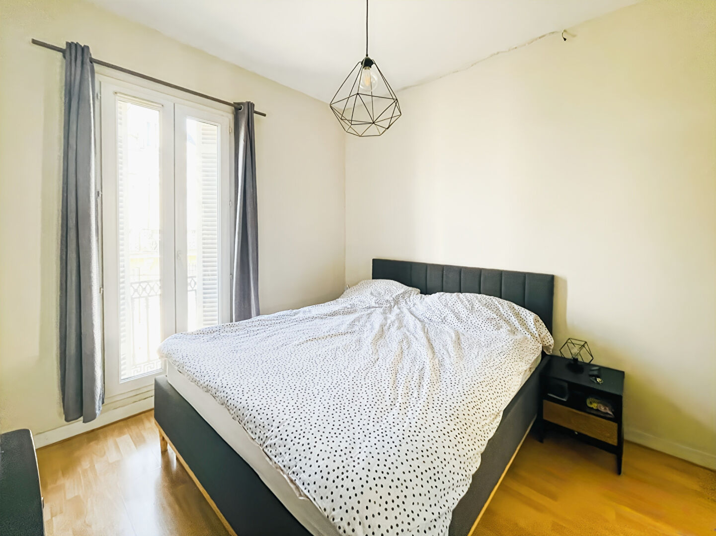 Photo 33000 BORDEAUX A vendre Appartement 2 pièce(s) 48.63 m2 image 4/6