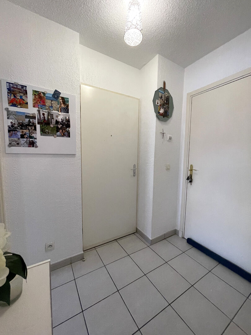 Photo Appartement à vendre à  Fargues-Saint-Hilaire. image 6/6