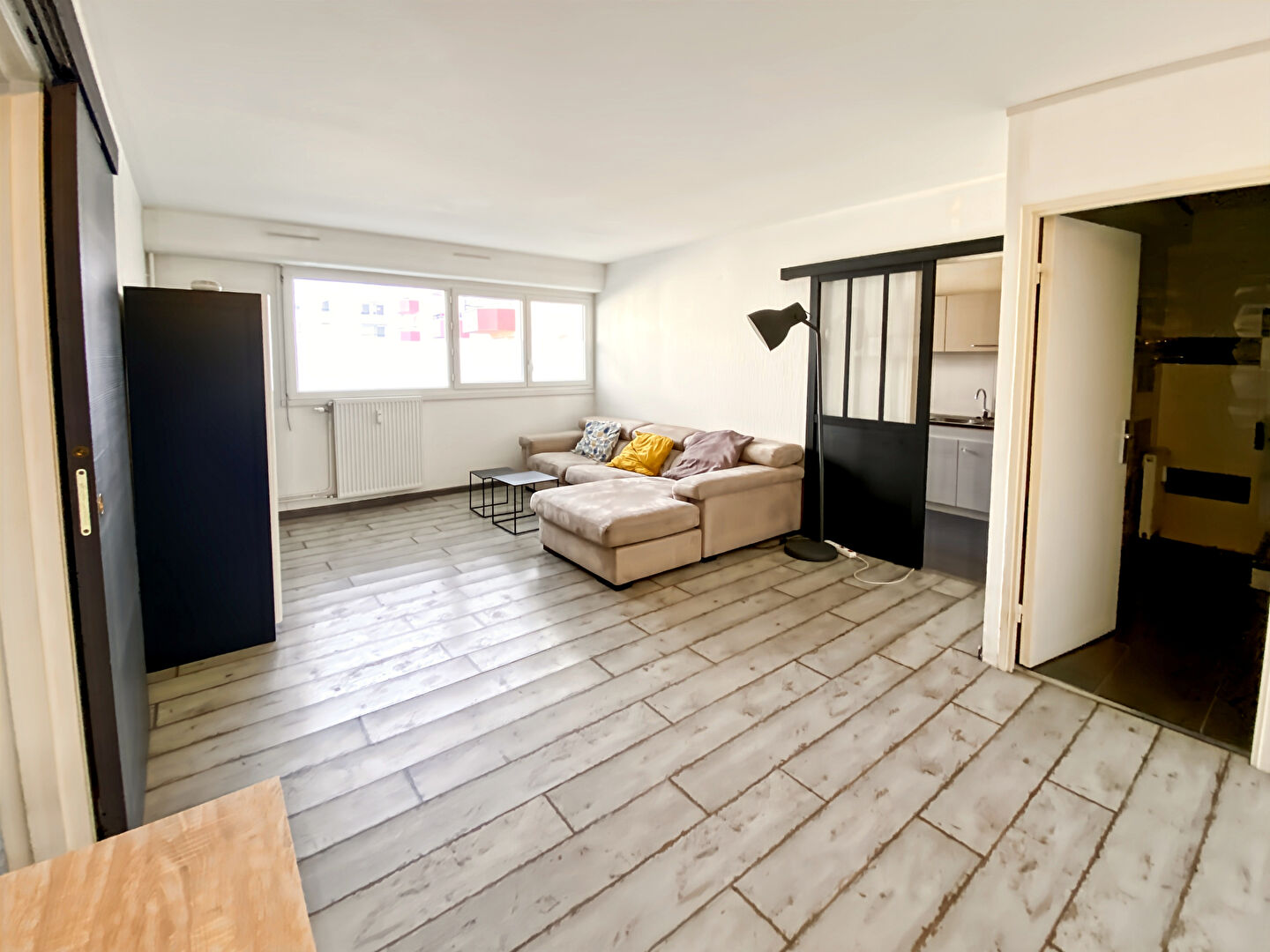 Photo 33000 BORDEAUX Saint Augustin - Appartement 2 pièces de 47.50 m2 avec parking et cave à vendre image 2/6