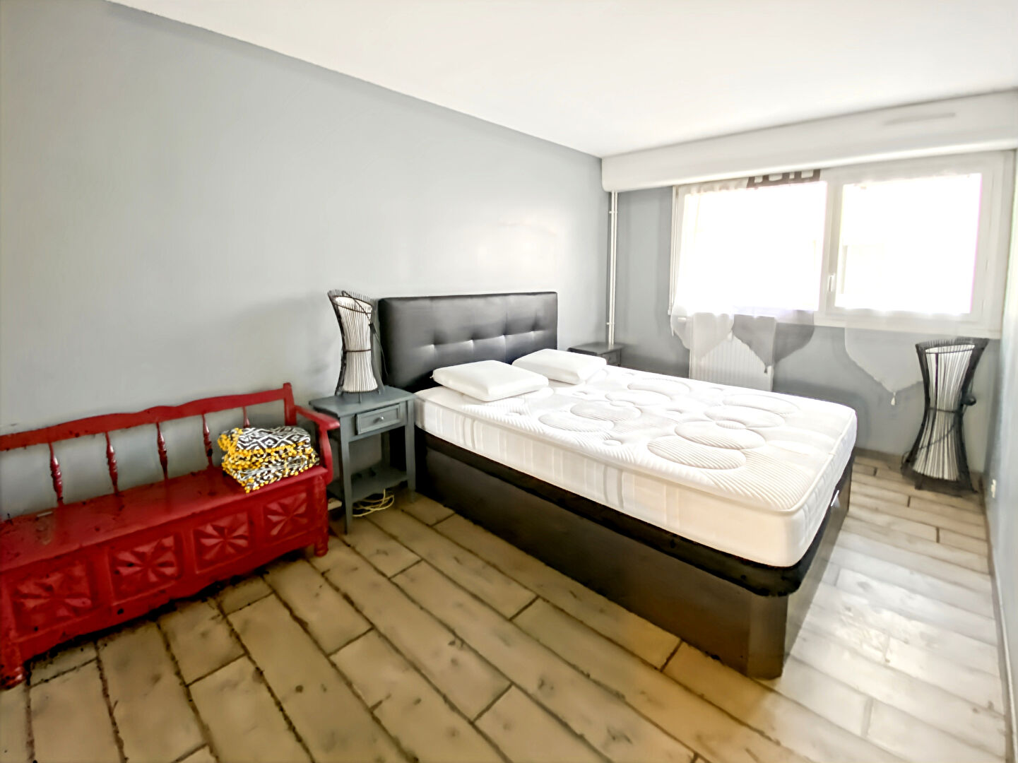 Photo 33000 BORDEAUX Saint Augustin - Appartement 2 pièces de 47.50 m2 avec parking et cave à vendre image 3/6