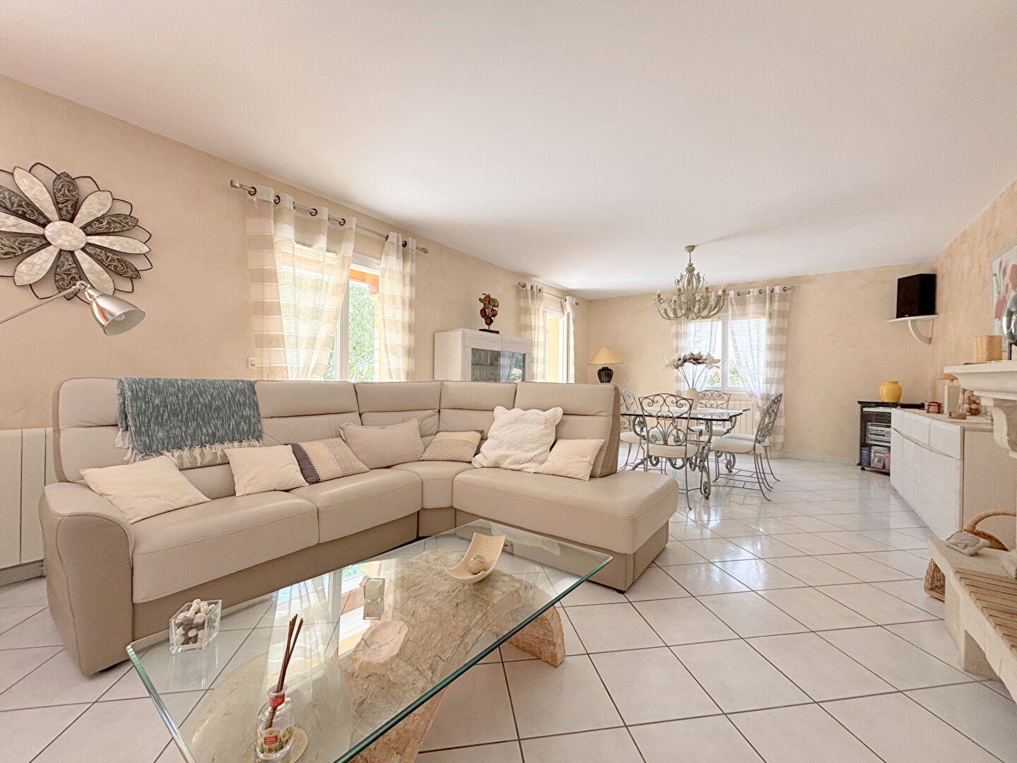 Photo Maison à vendre à  Galgon image 3/6