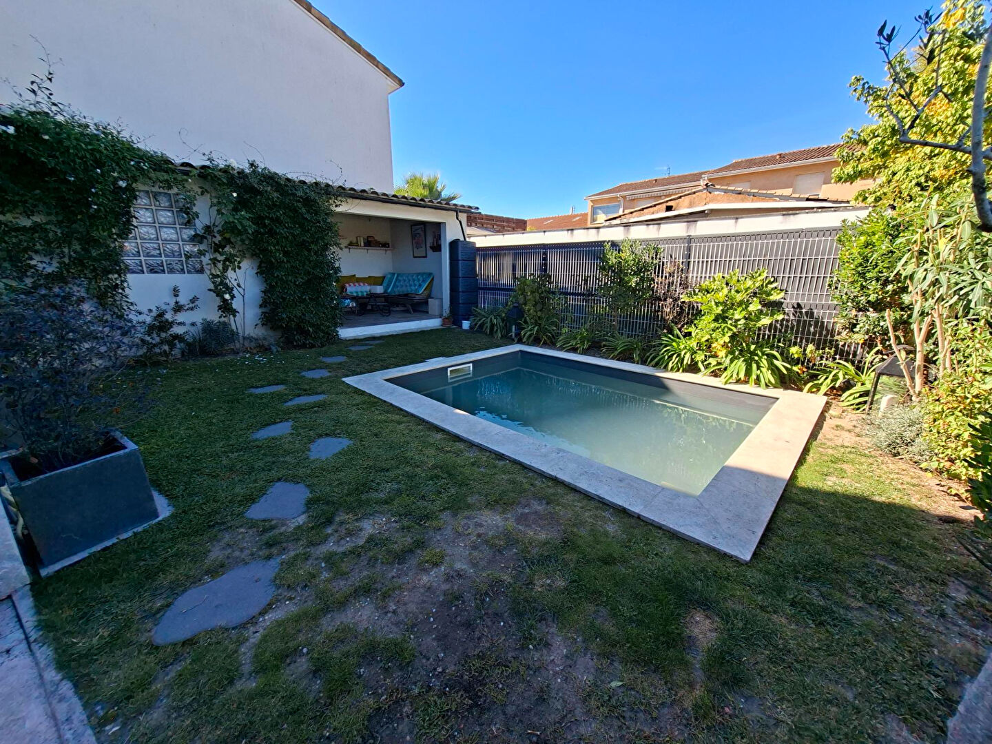 Photo A louer Maison T4 meublée Bruges 90.53 m2 image 1/6