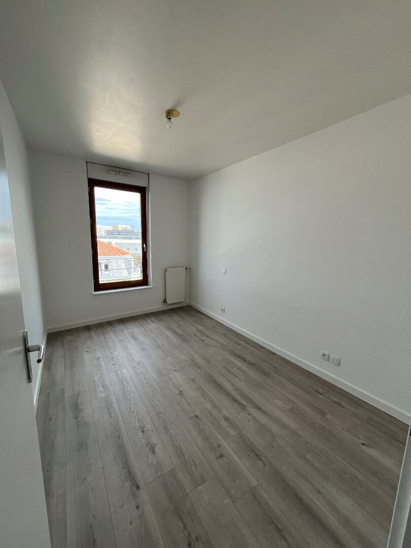 Photo Appartement T4 75.85 m2 Bordeaux Belcier image 4/6
