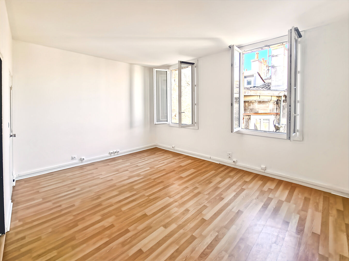 Photo Appartement Bordeaux  centre ville 1 pièce 21 m² image 1/3