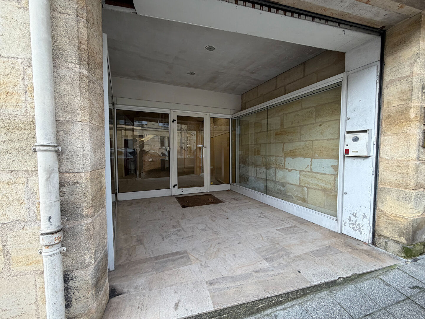 Local commercial à vendre à Saint Emilion