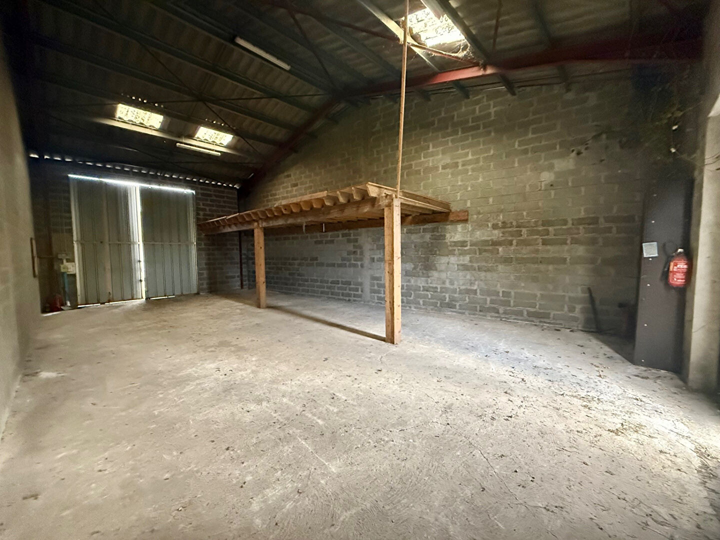 Photo Garage à vendre à Libourne image 3/4