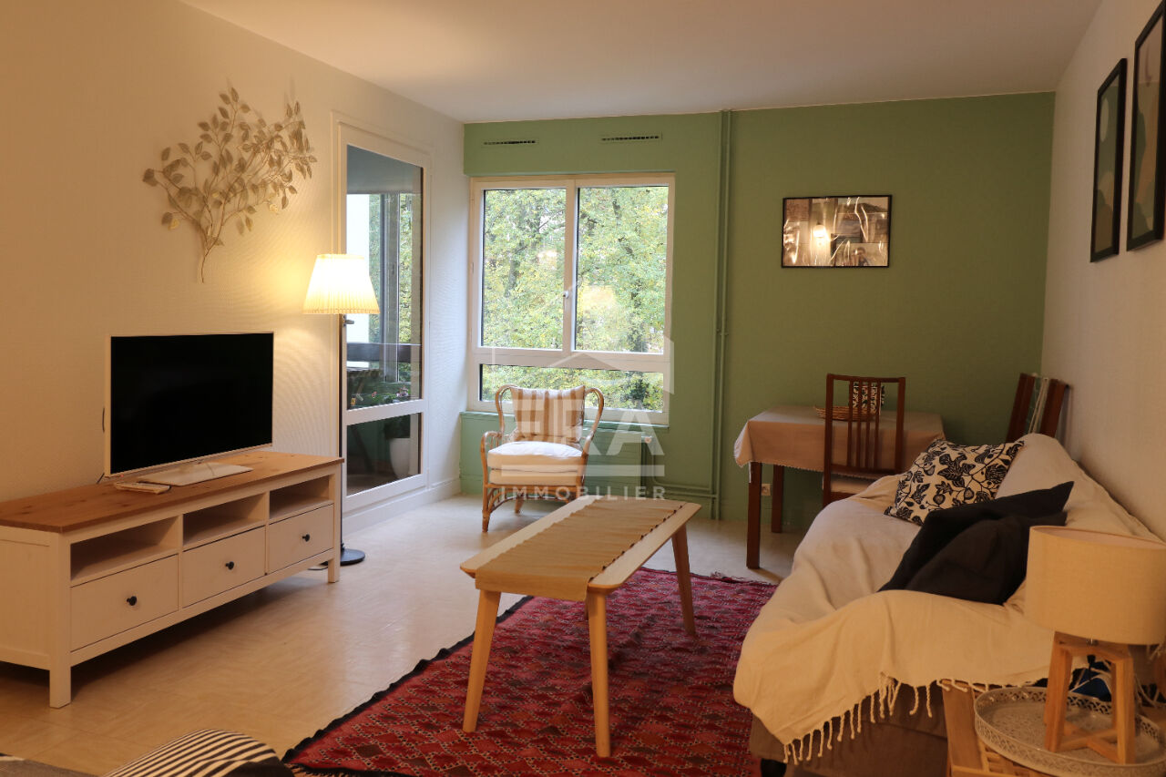 A LOUER - Chambre de 9,15 m² en colocation à Champs Sur Marne