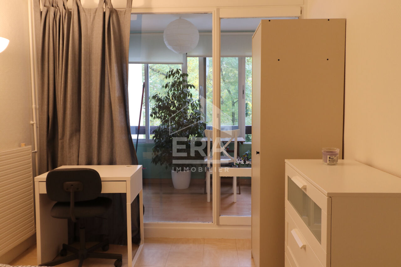 Photo A LOUER - Chambre de 9,15 m² en colocation à Champs Sur Marne image 5/6