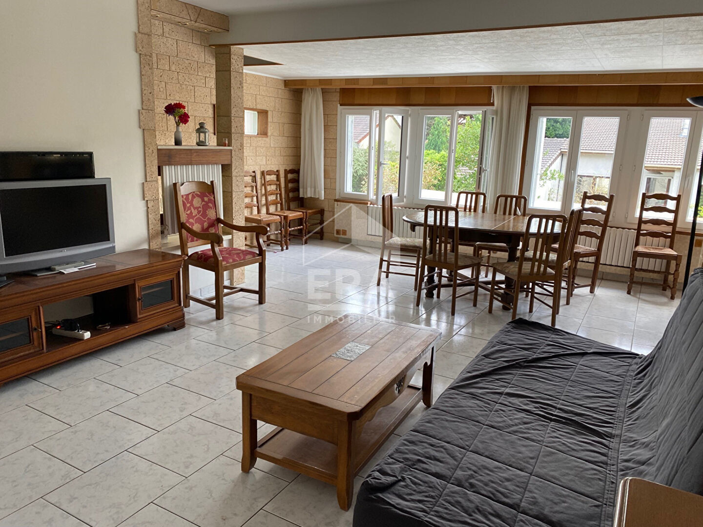 Photo Noisy-le-Grand  - Yvris - A vendre maison 5 pièces avec sous-sol et dépendance image 2/6