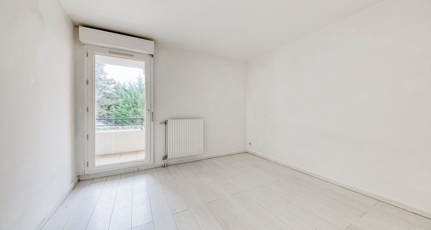 Photo Centre ville de Roissy en Brie : F2 avec balcon et parking privatif en sous-sol. image 4/4