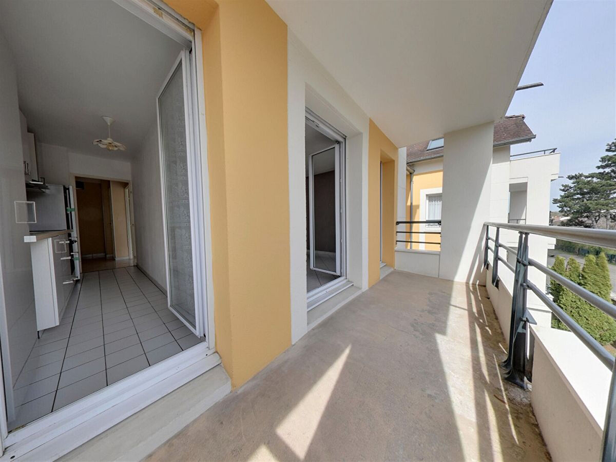 Photo Appartement 2 pièces, 1 chambre, balcon et box en sous-sol ! image 2/6