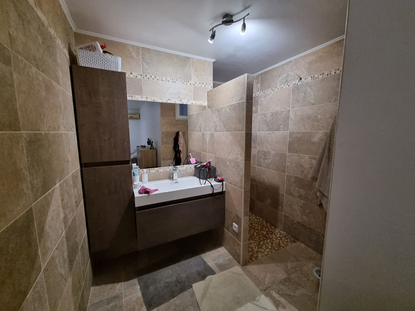 Photo Appartement Saint-mitre-les-remparts 4 pièce(s) 129 m2 image 5/6