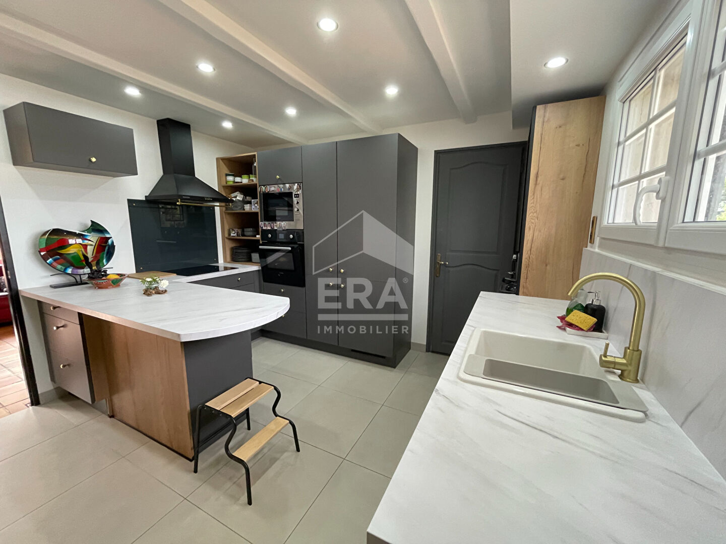 Photo Maison Martigues 4 pièce(s) 126 m2 image 4/6