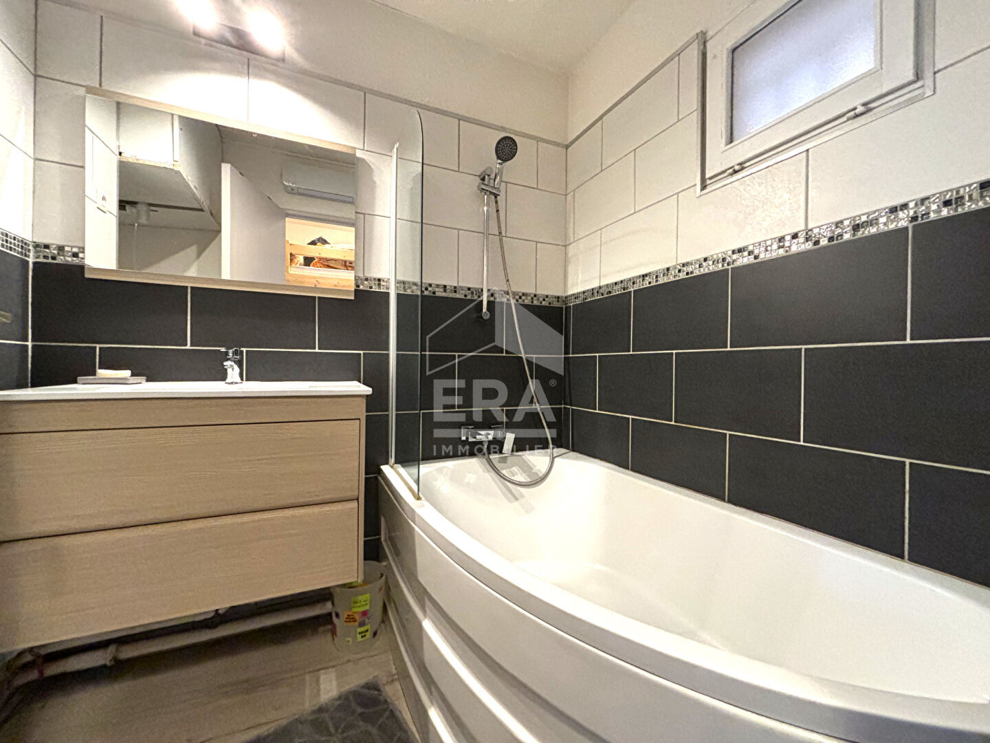 Photo La Couronne Appartement Martigues 1 pièce(s) 23.93 m2 image 3/4