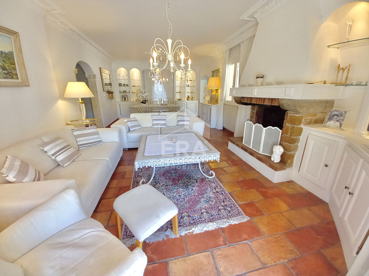 Photo MAISON 10 PIECES AVEC BELLES PRESTATIONS image 4/6