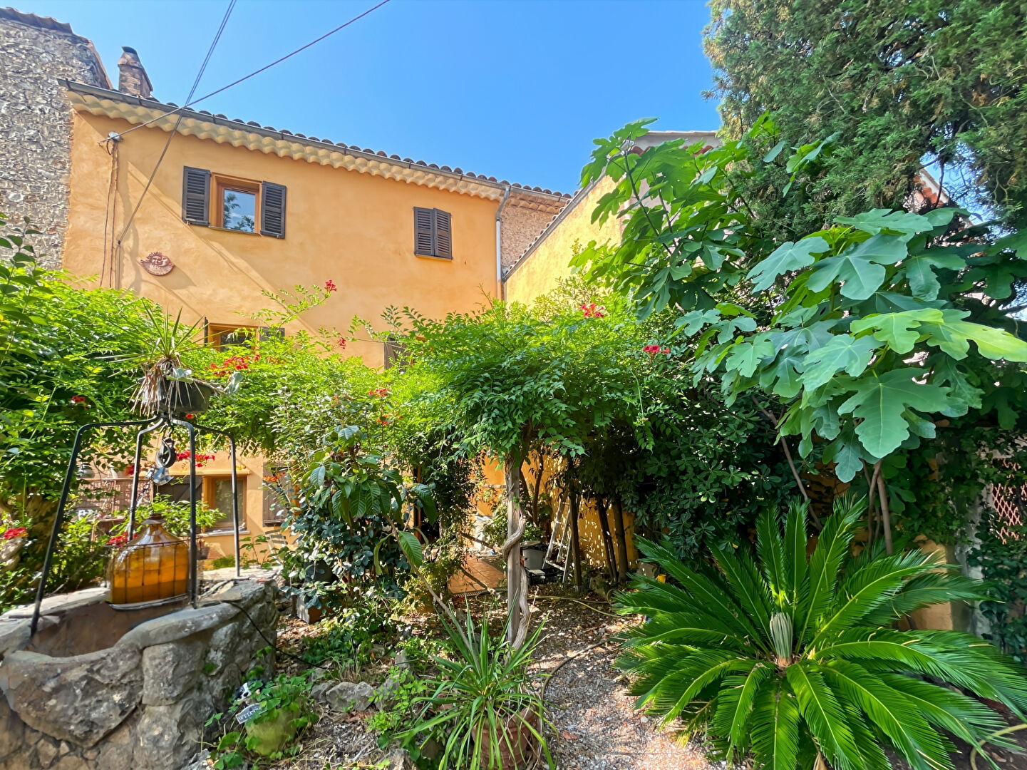 Photo MAISON DE HAMEAU 7 PIECES 5 CHAMBRES image 1/6
