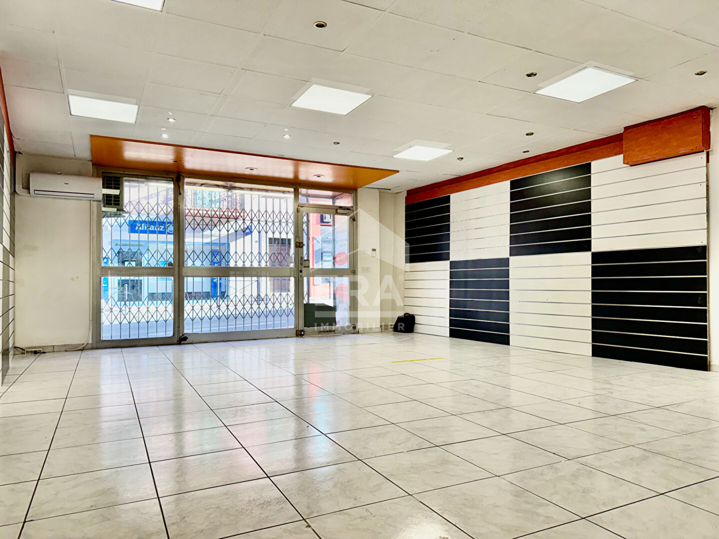 Photo Mouans Sartoux local commercial. image 3/4