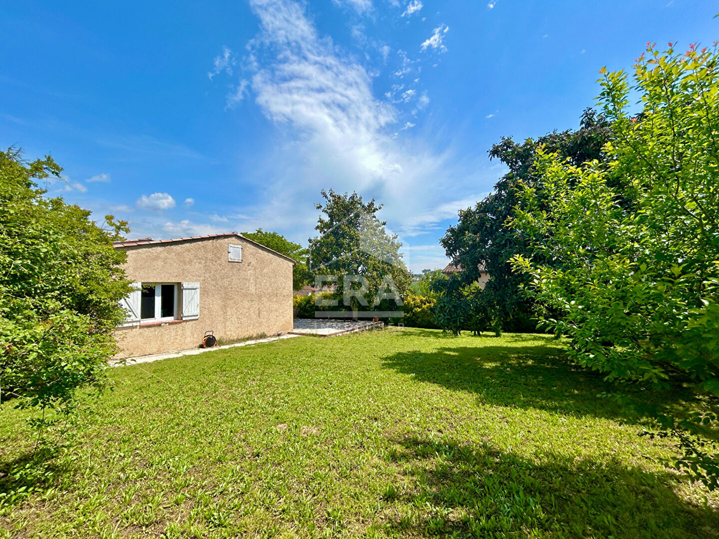 Photo VILLA INDIVIDUELLE DE TYPE 5 PIÈCES AVEC PISCINE image 5/6