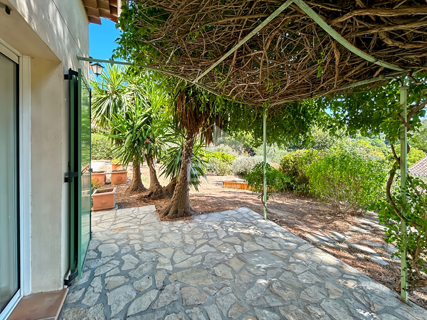 Photo VILLA INDIVIDUELLE DE TYPE 8 PIÈCES image 5/6